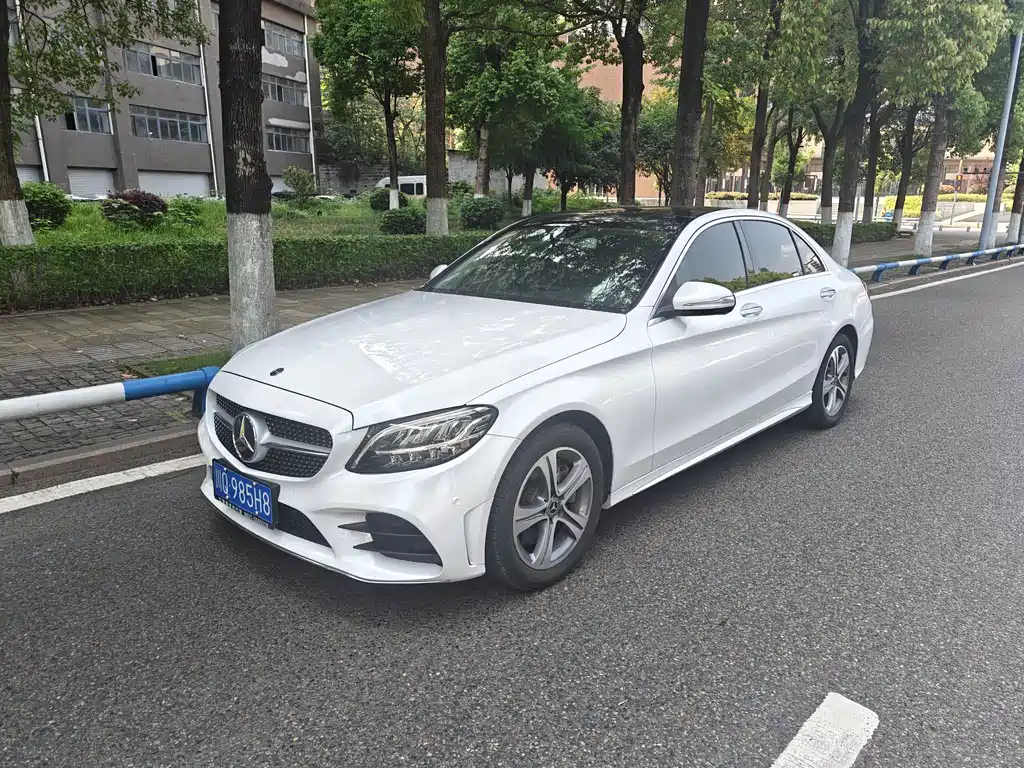 Mercedes-Benz C-Class 2019
