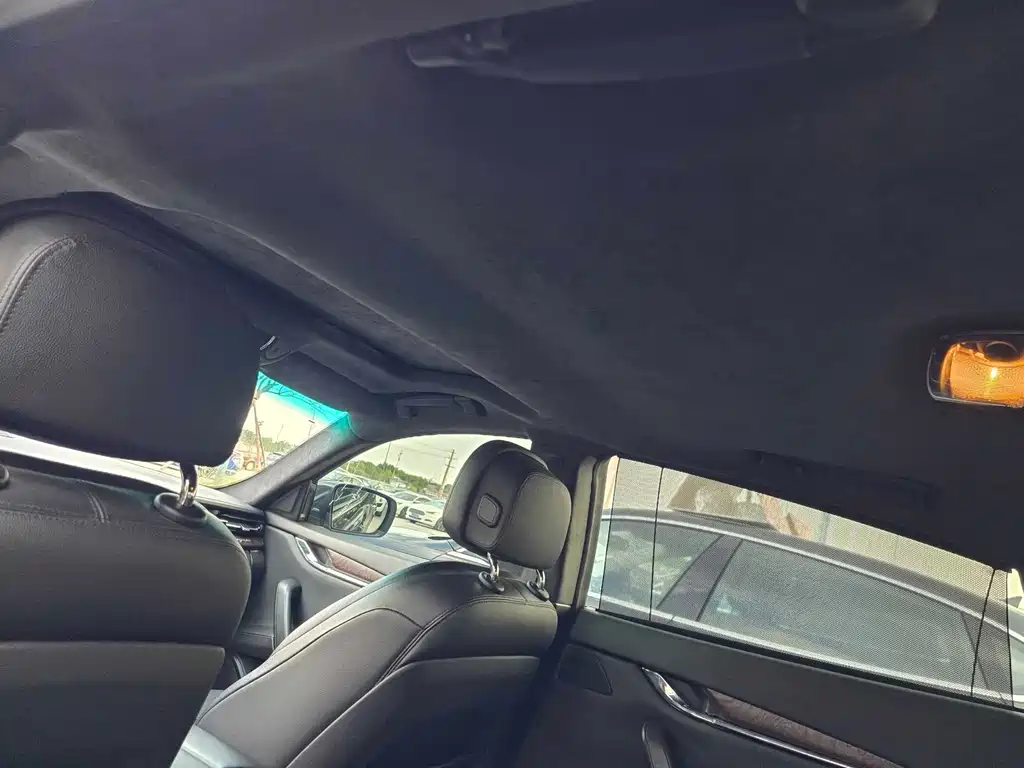 Maserati Quattroporte — миниатюра 20