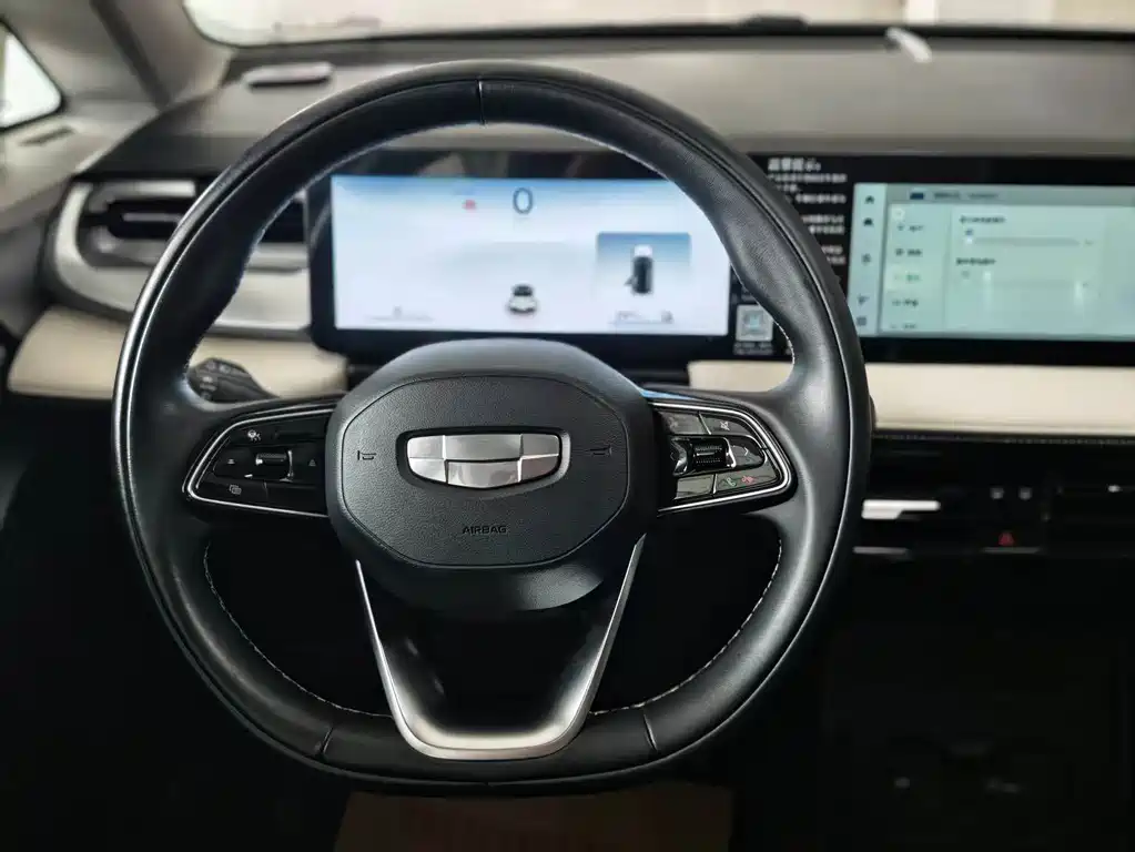 Geely E Firefly E 2023 401KM 5 мест