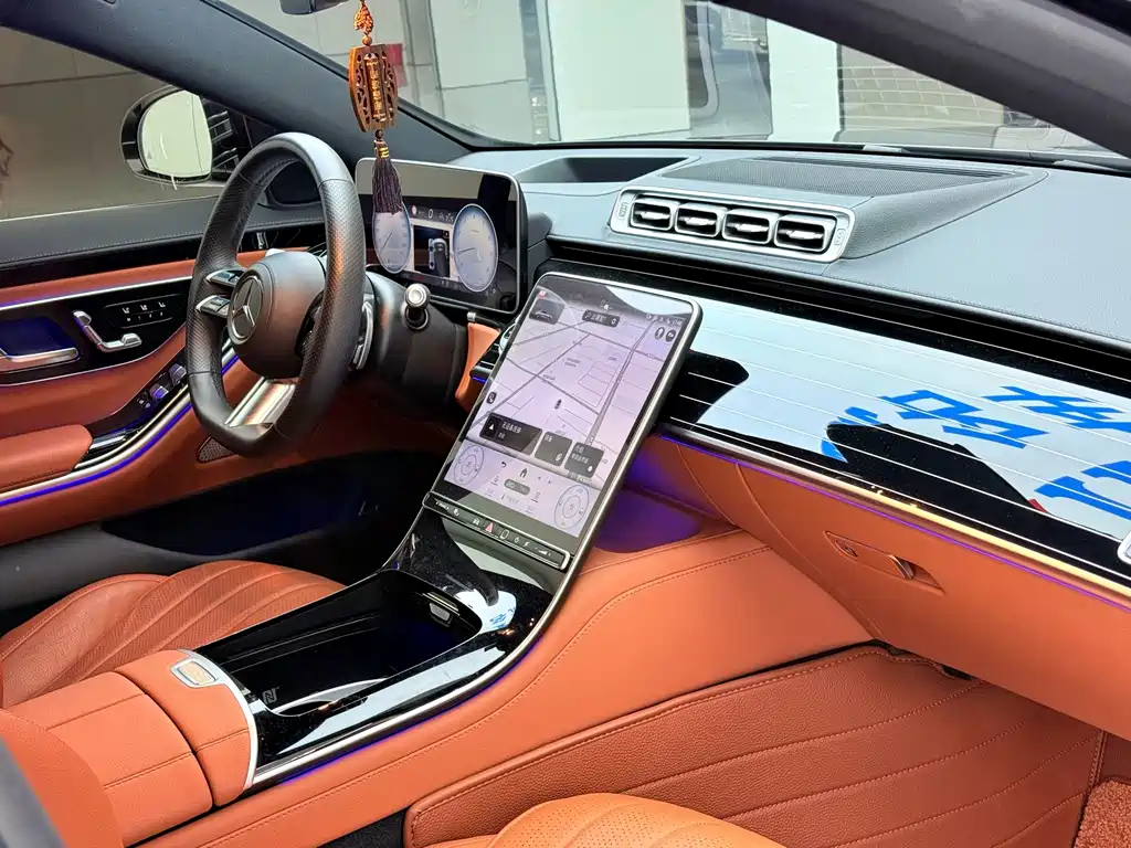 Mercedes-Benz S-Class — миниатюра 6