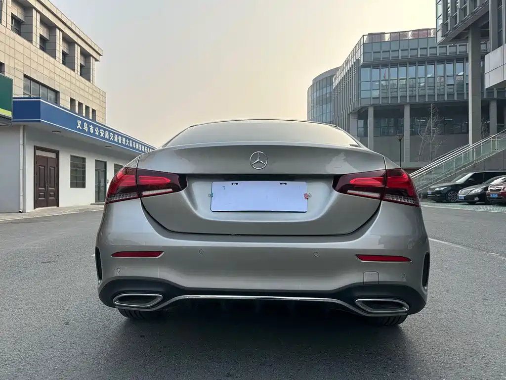 MERCEDES-BENZ A CLASS