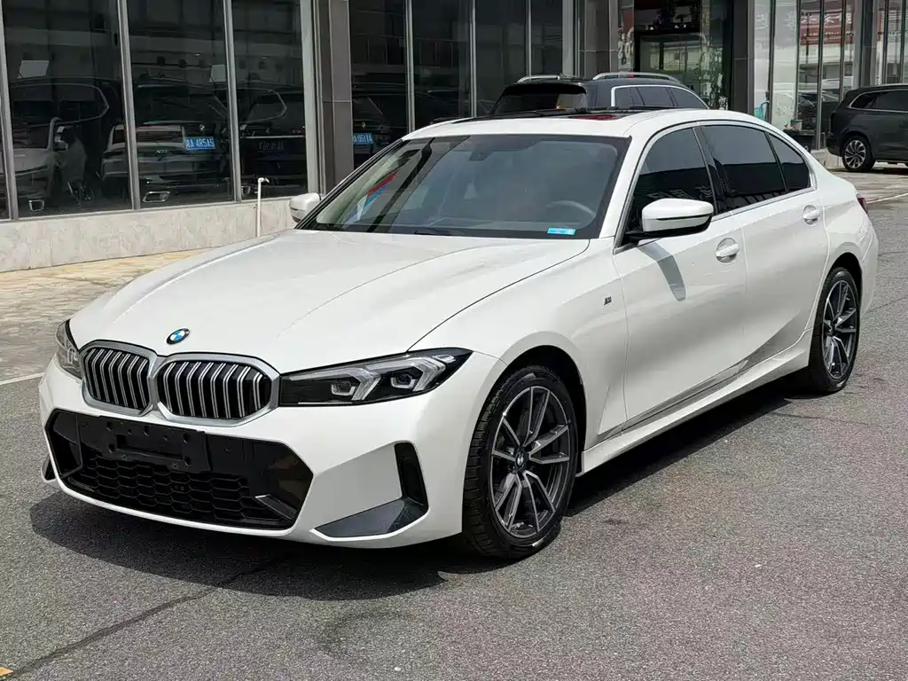 BMW 3 Series 2023