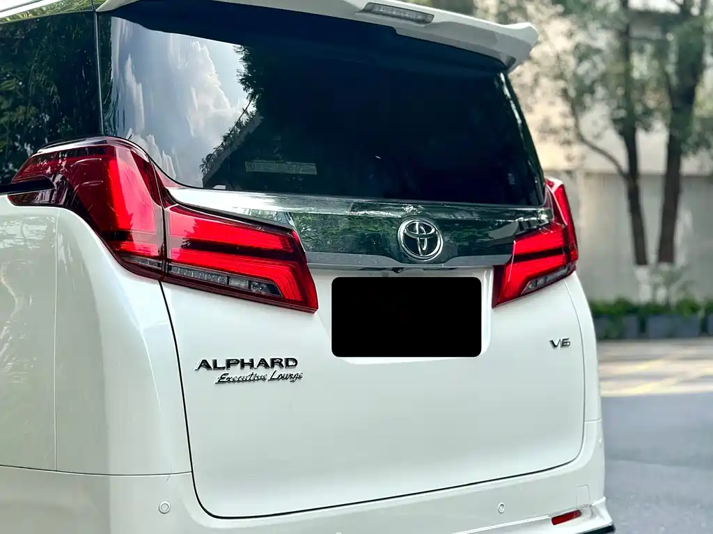 Toyota Alphard 2018 3.5L Luxury