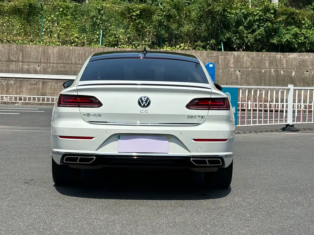 Volkswagen CC — миниатюра 8