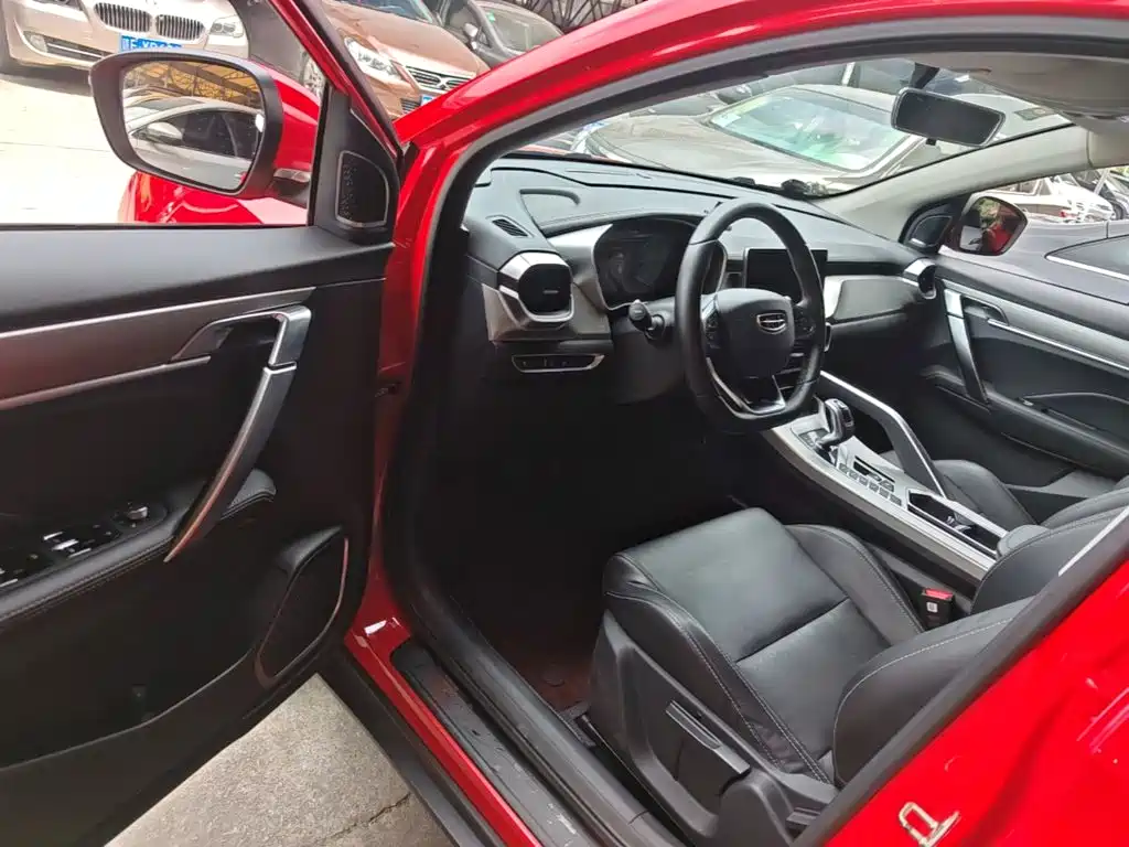 Geely Binyue — миниатюра 16