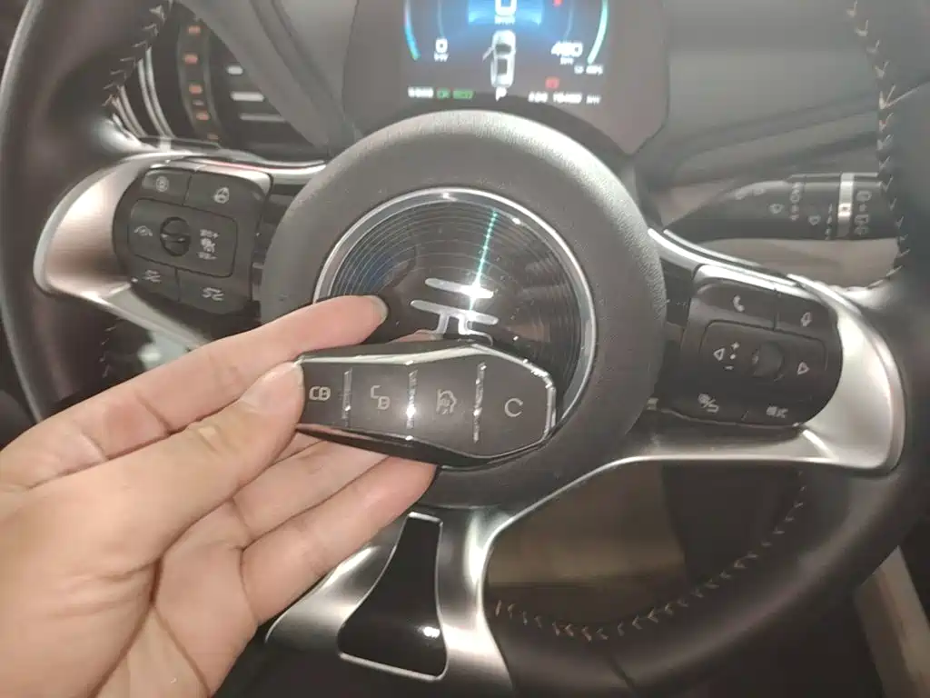 BYD Yuan Plus — миниатюра 9