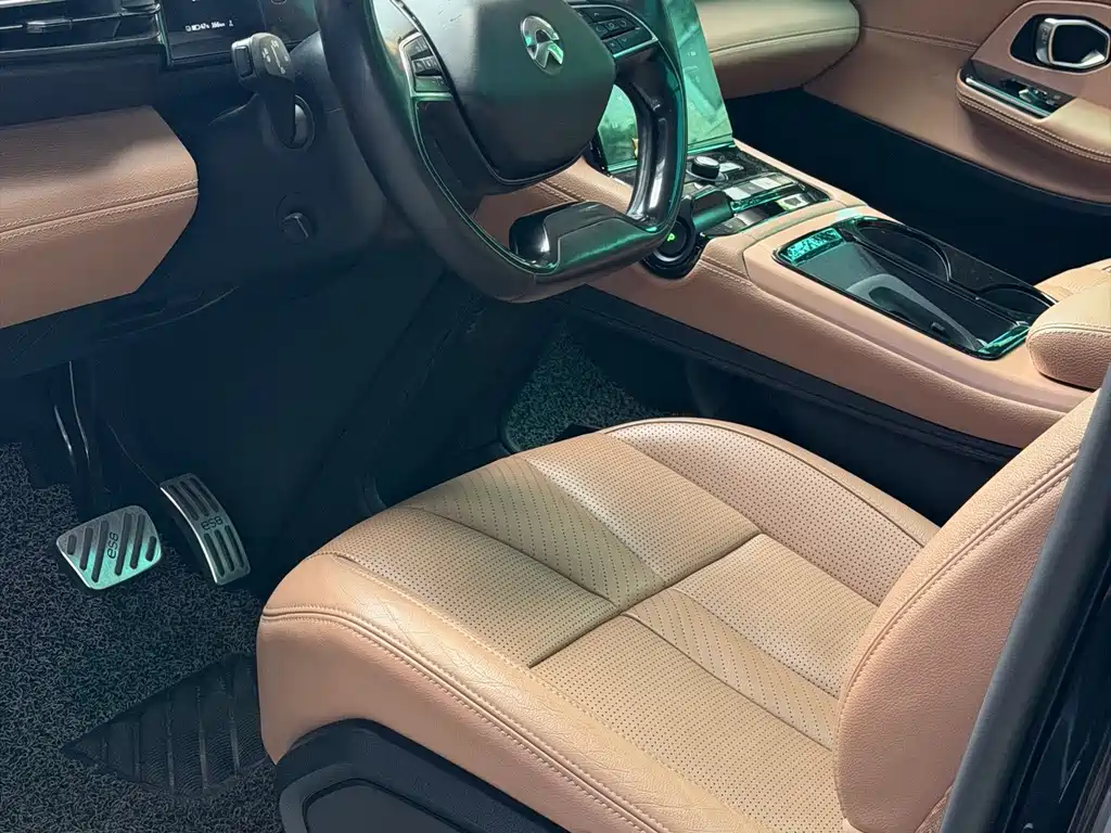 NIO ES8 — миниатюра 4
