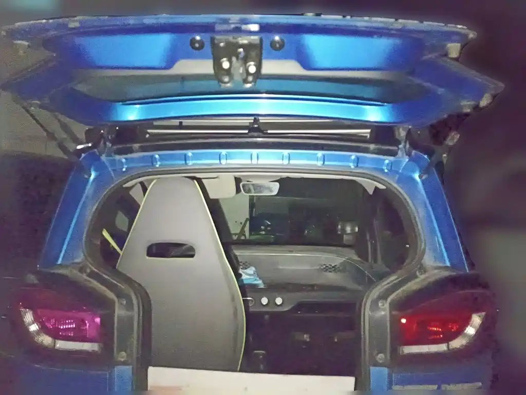 Baojun E100 — миниатюра 10