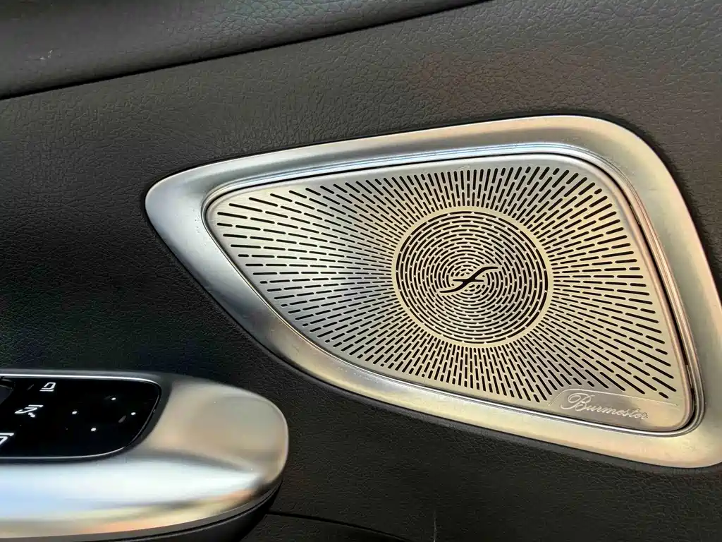 Mercedes-Benz C-Class — миниатюра 4