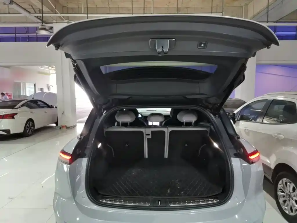 NIO ES6 — миниатюра 19