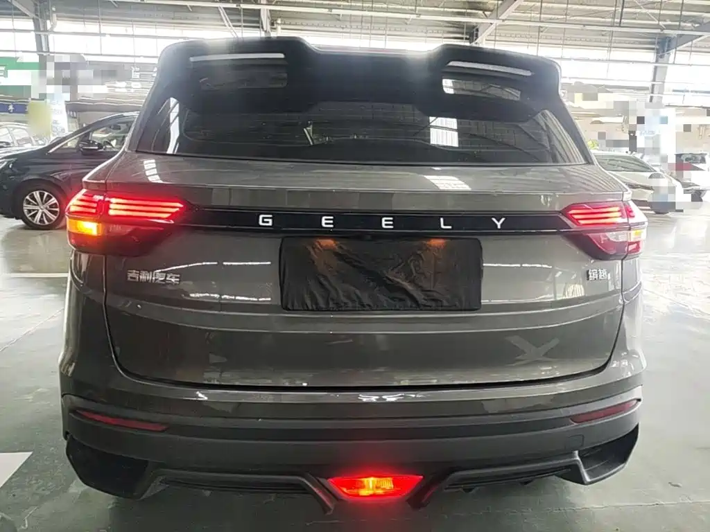 Geely Binyue — миниатюра 6