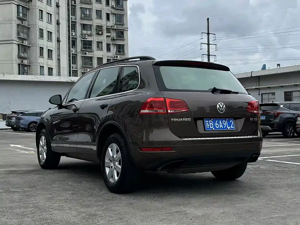 Volkswagen Touareg — миниатюра 7