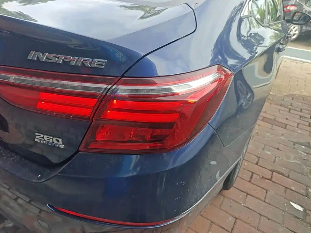 Honda Inspire — миниатюра 8