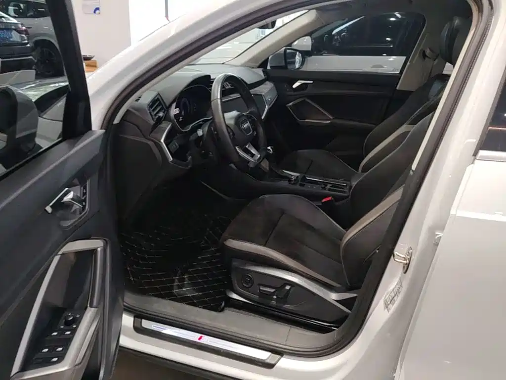 Audi Q3 — миниатюра 16