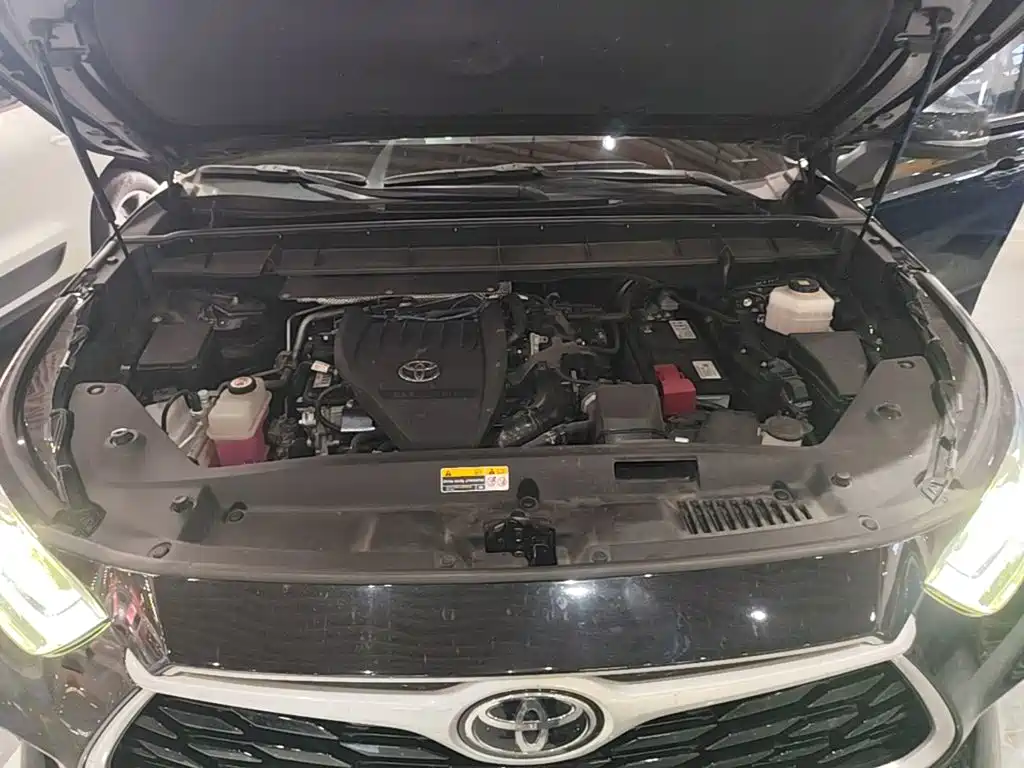 Toyota Highlander — миниатюра 20