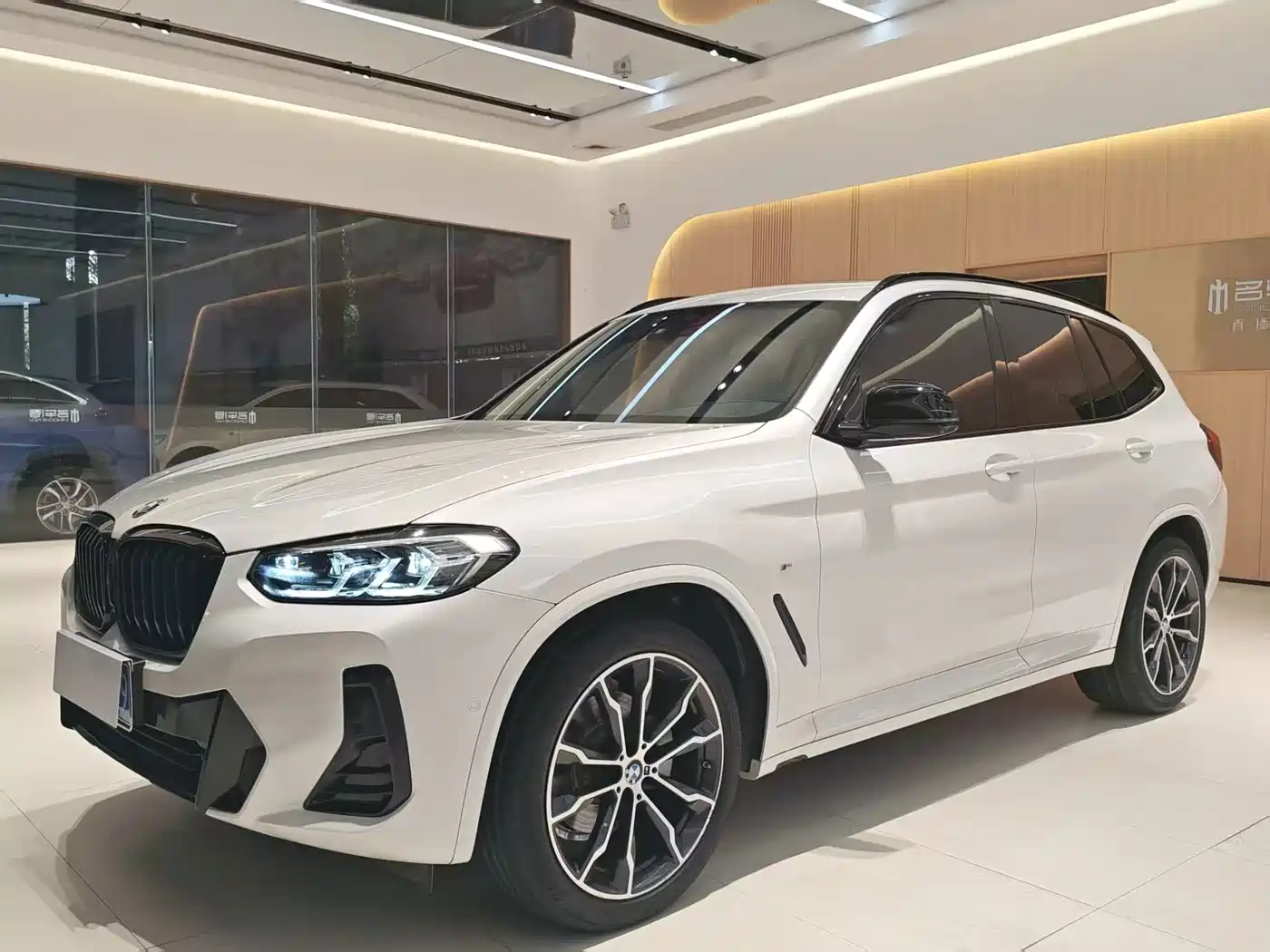 宝马X3 2023款 改款 xDrive30i 领先型 M曜夜套装 2024