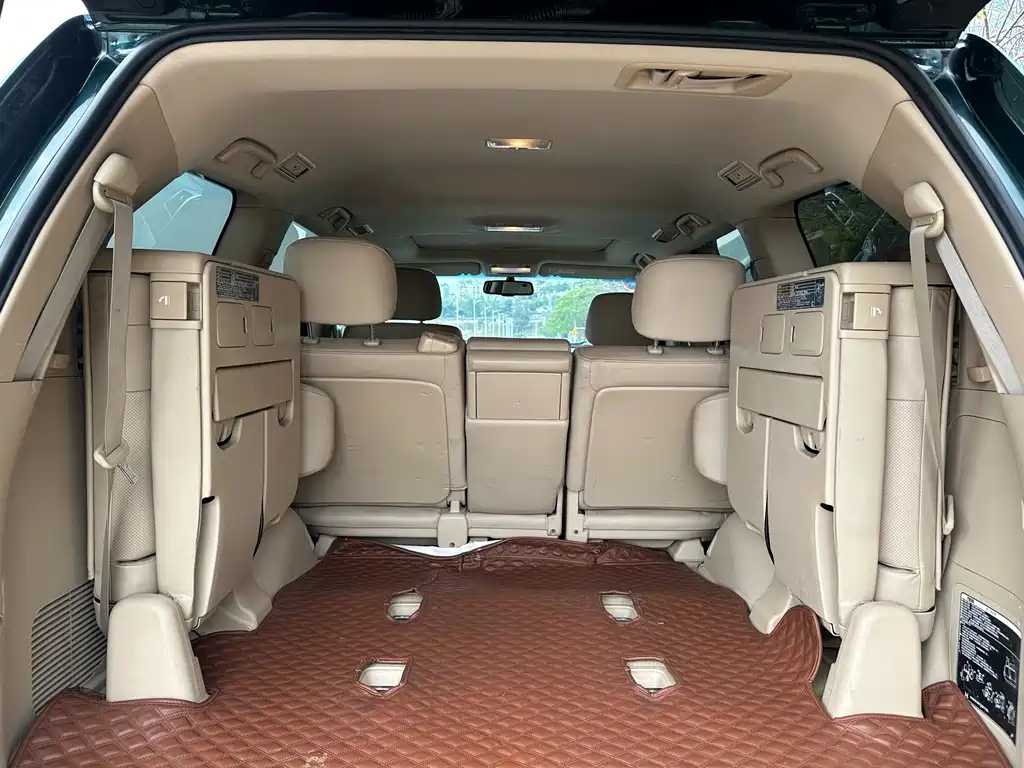 Toyota Land Cruiser 2012 4.0L AT VX