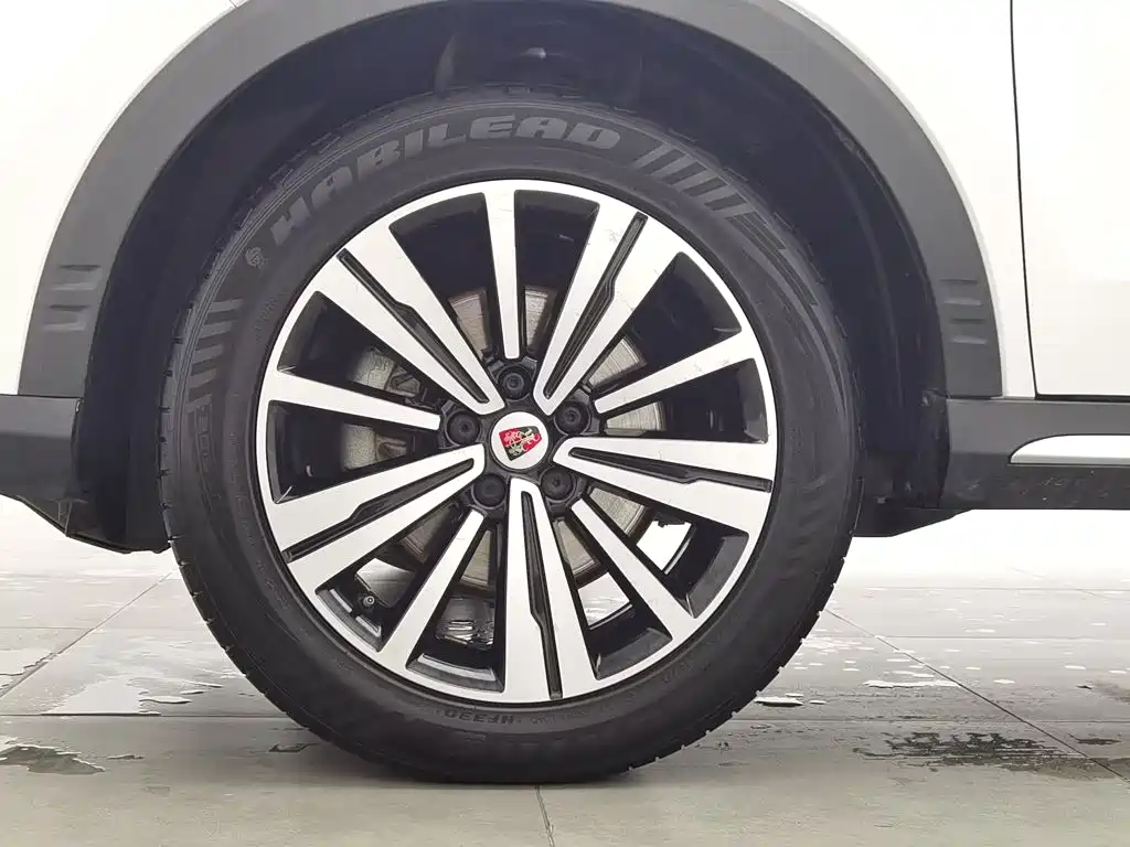 Roewe RX5 — миниатюра 17