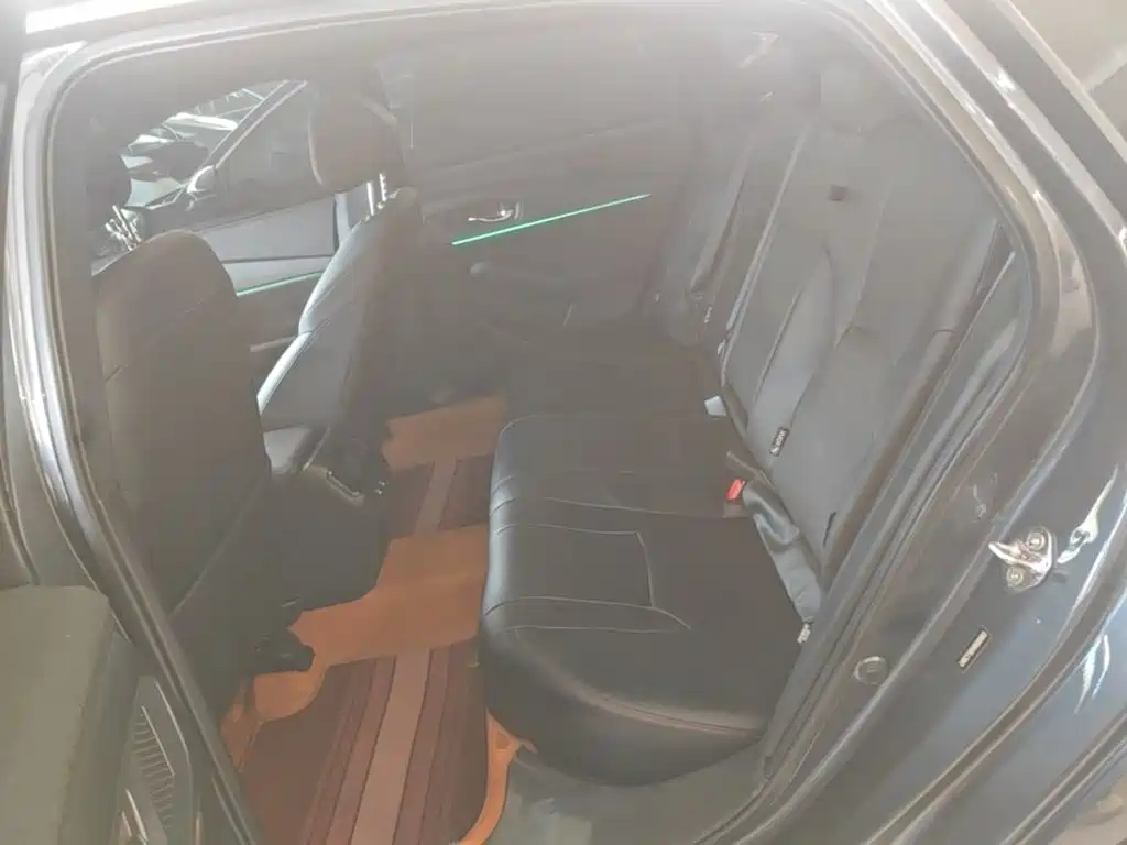 Honda Accord — миниатюра 17