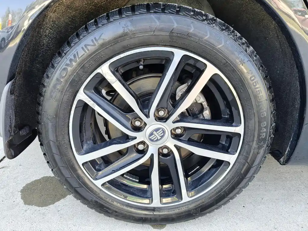 Bestune B50 — миниатюра 18