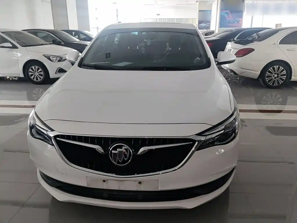 Buick Excelle — миниатюра 3