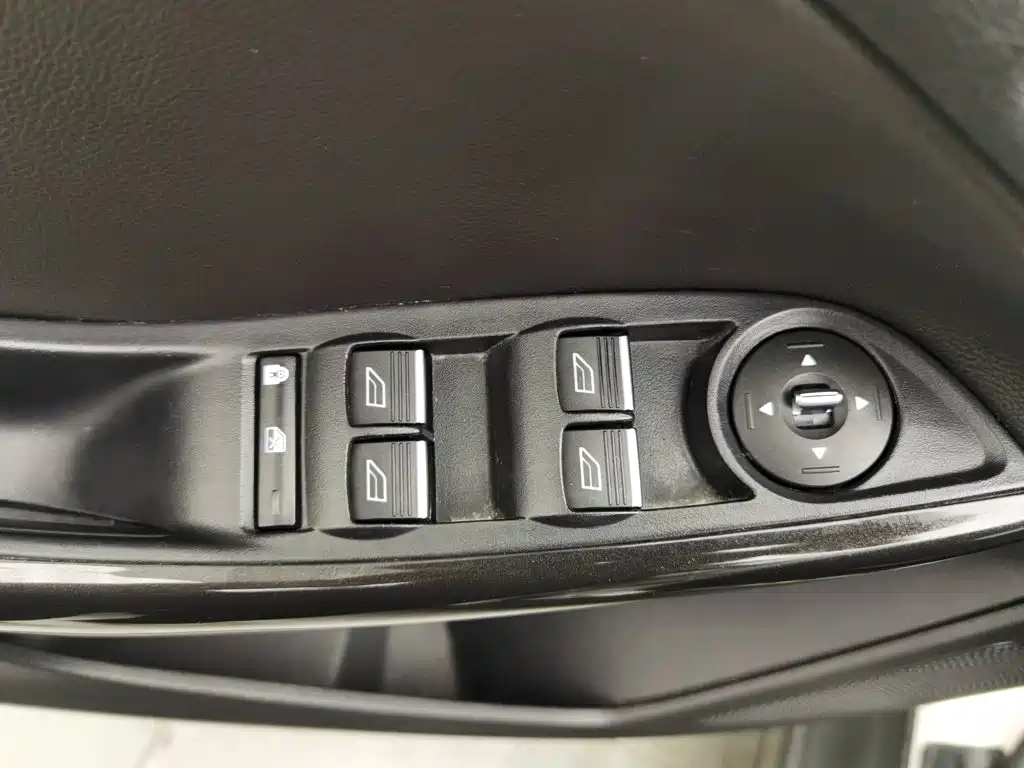 Ford Focus — миниатюра 9