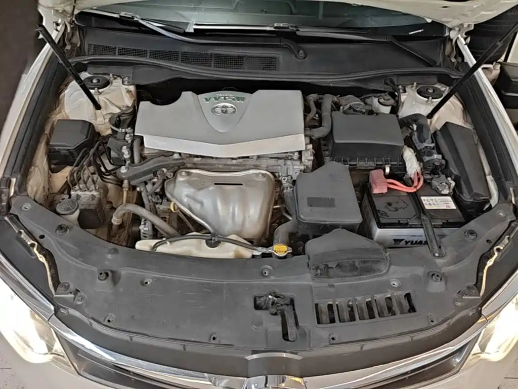 Toyota Camry — миниатюра 20