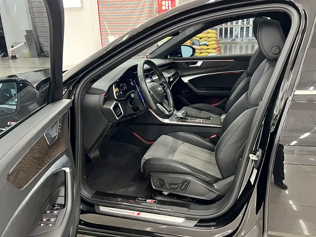 Audi A6L New Energy — миниатюра 4