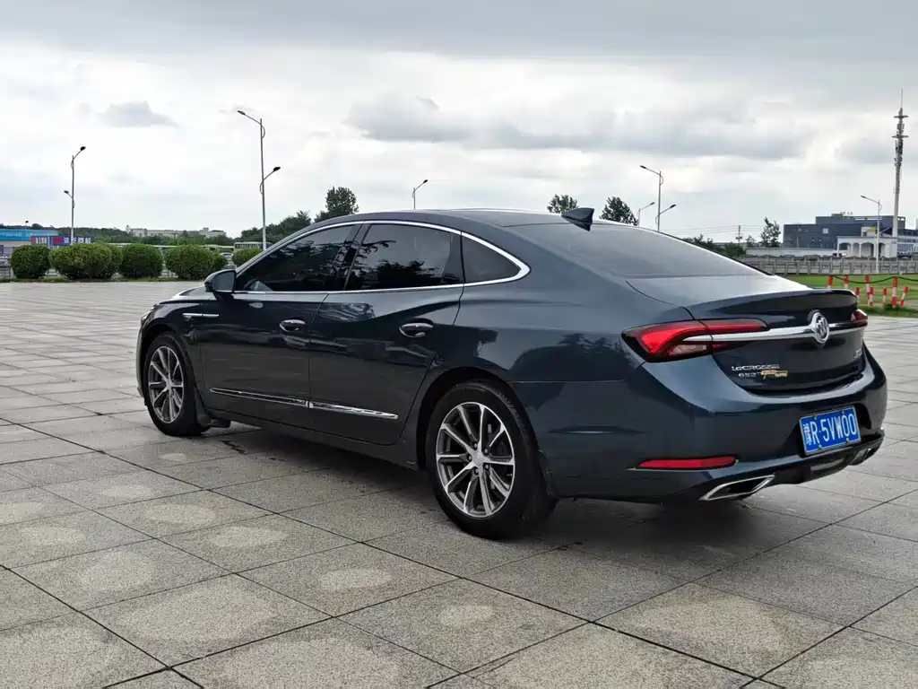 Buick LaCrosse — миниатюра 7