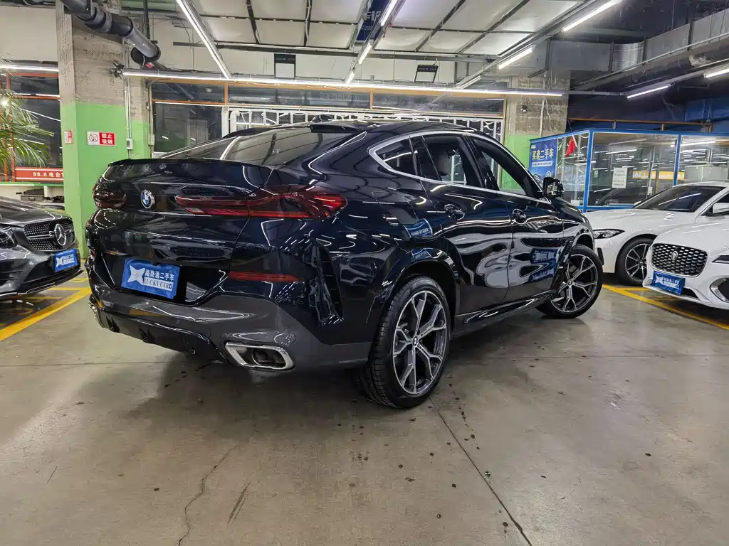 BMW X6 2023 xDrive40i M Sport