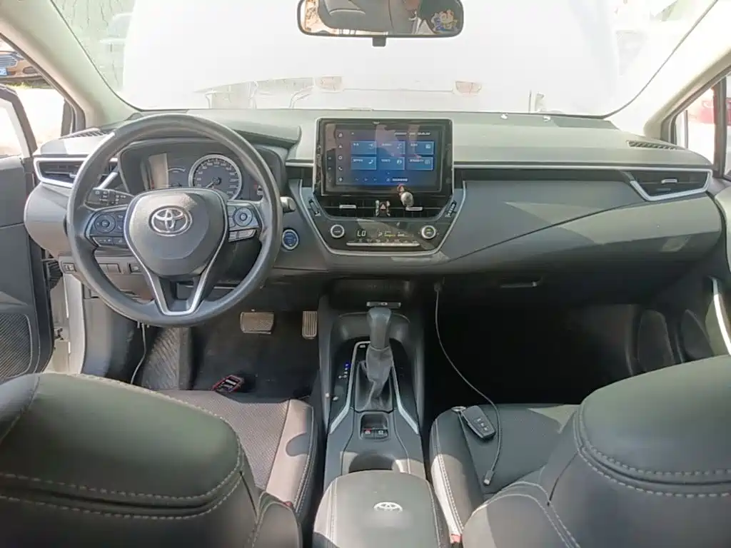 Toyota Corolla — миниатюра 10