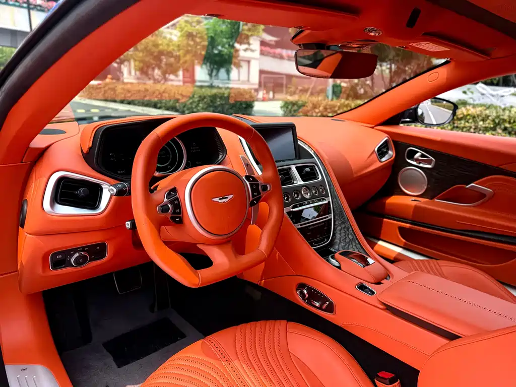 Aston Martin DB11 2022 4.0T V8 Coupe