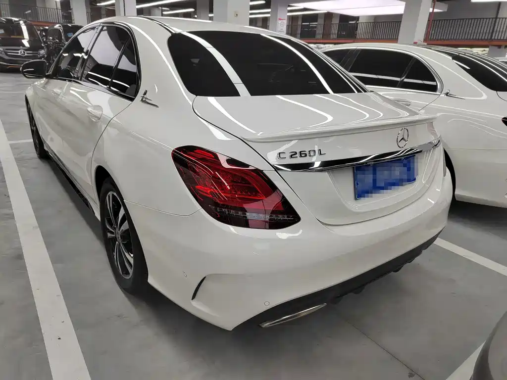 Mercedes-Benz C-Class — миниатюра 15