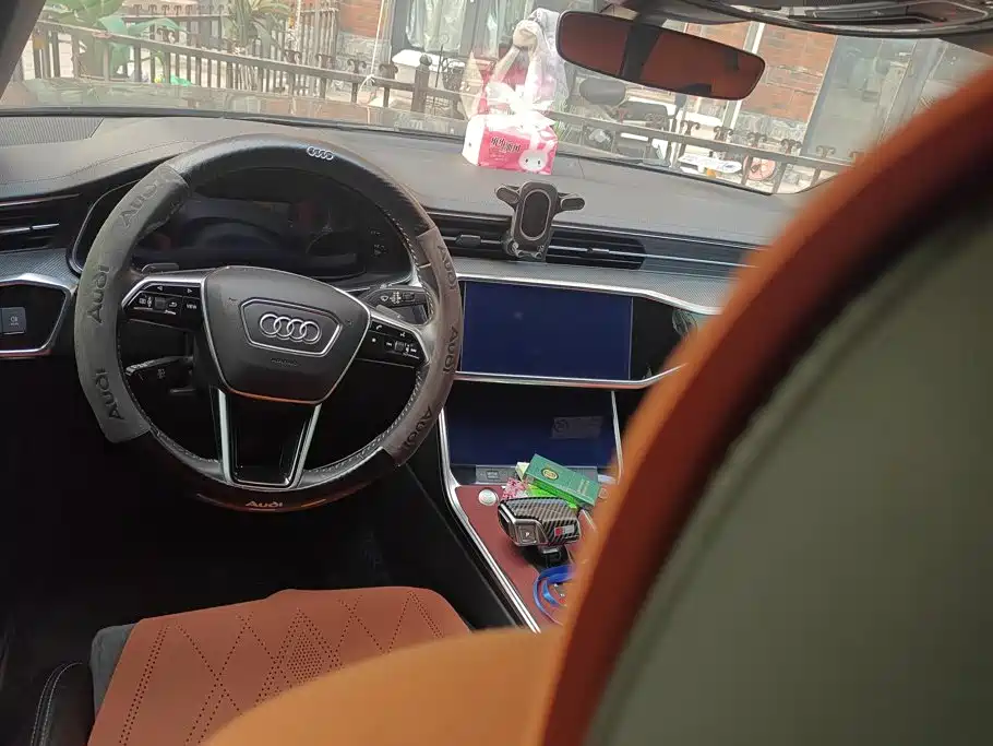 Audi A6L — миниатюра 12