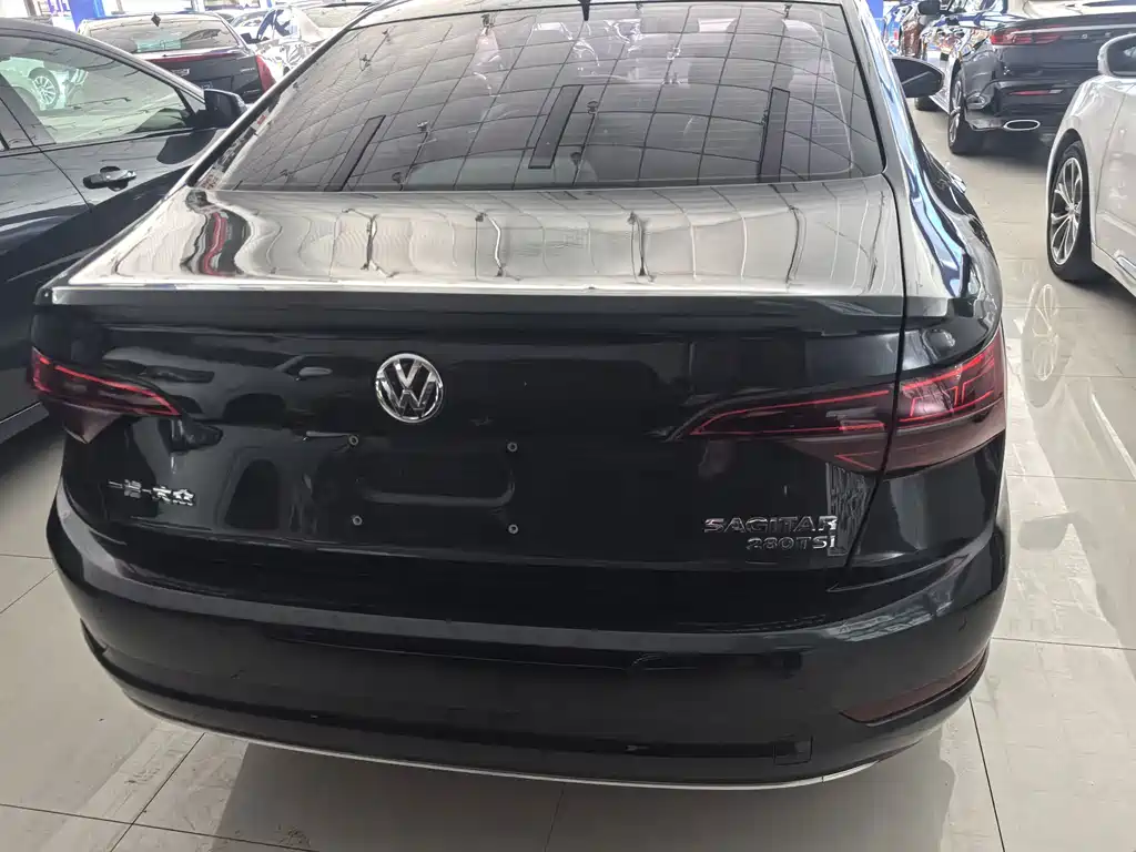 Volkswagen Sagitar — миниатюра 10