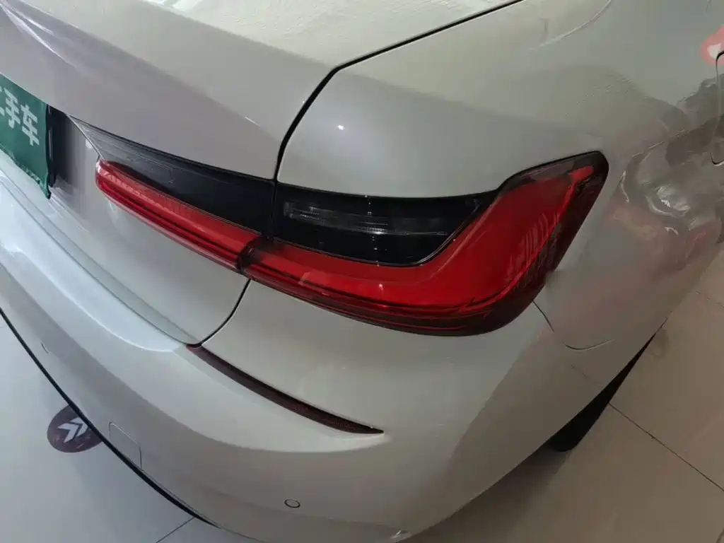 BMW 3 Series — миниатюра 8