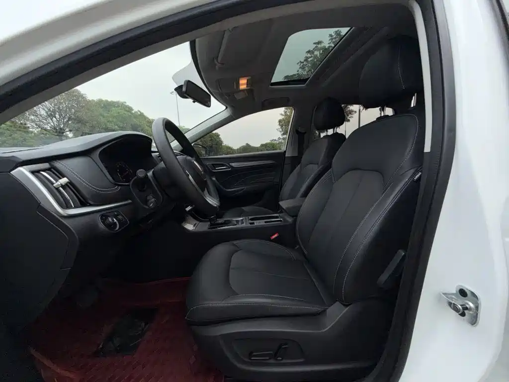 Roewe i6 Classic — миниатюра 12
