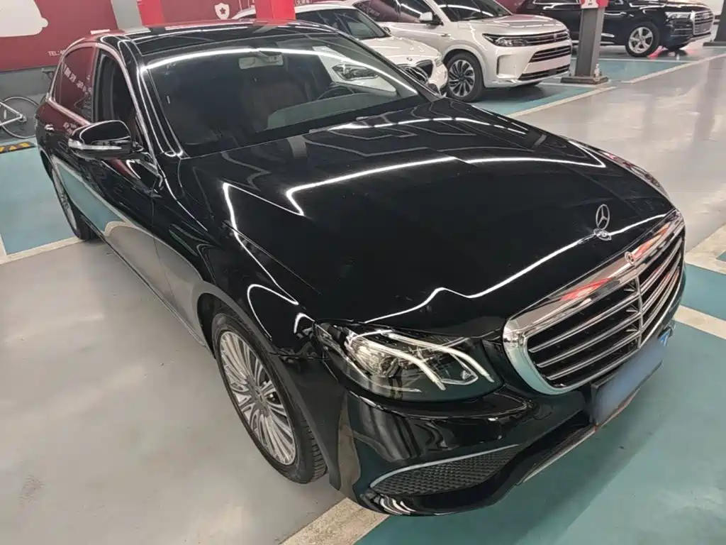 Mercedes-Benz E-Class — миниатюра 4