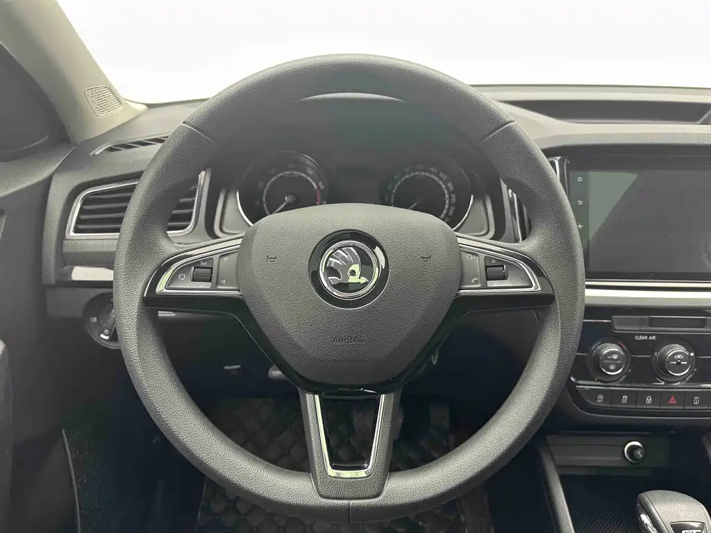 Skoda Kamiq — миниатюра 17