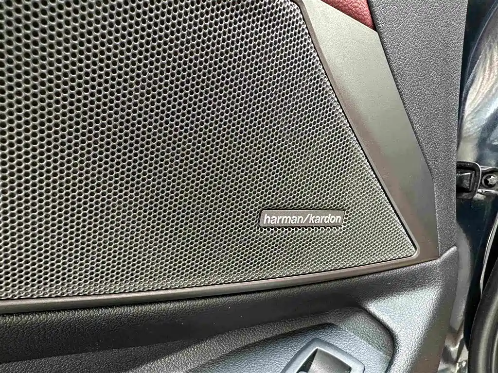 BMW 3 Series — миниатюра 18