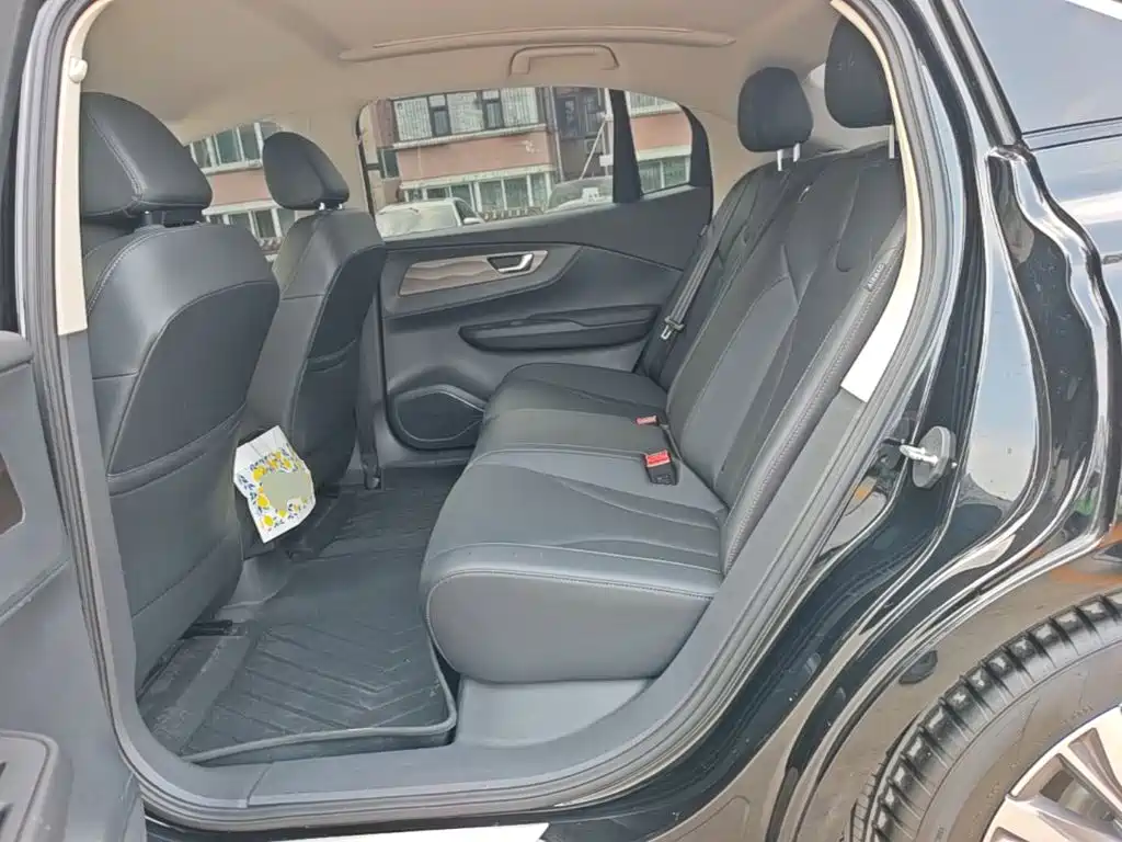 Hongqi Hongqi E-QM5 — миниатюра 17