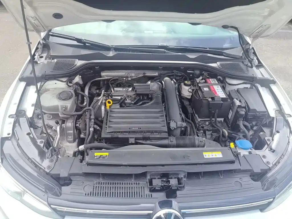 Volkswagen Golf — миниатюра 20