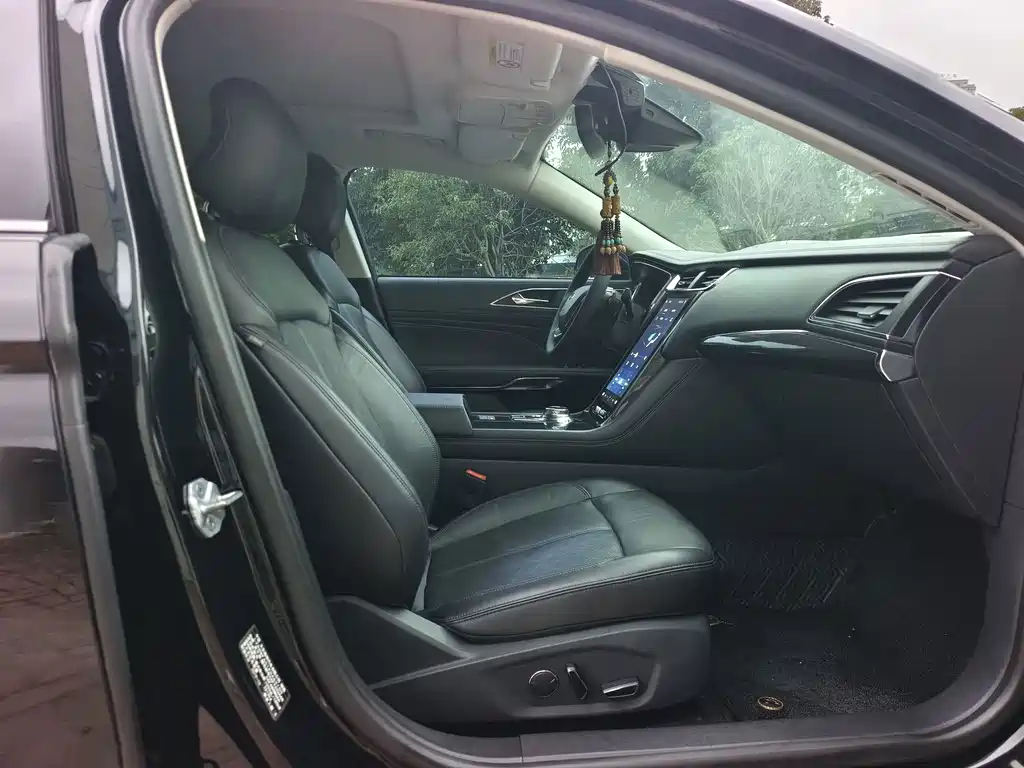 Ford Taurus — миниатюра 10