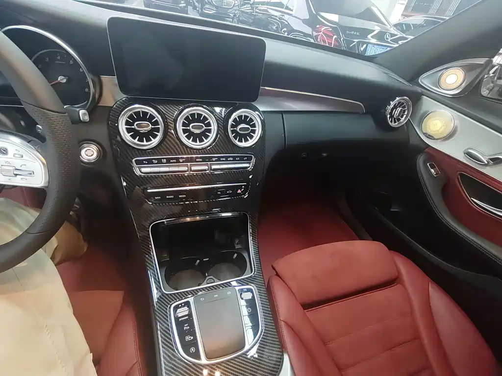 Mercedes-Benz C-Class — миниатюра 7
