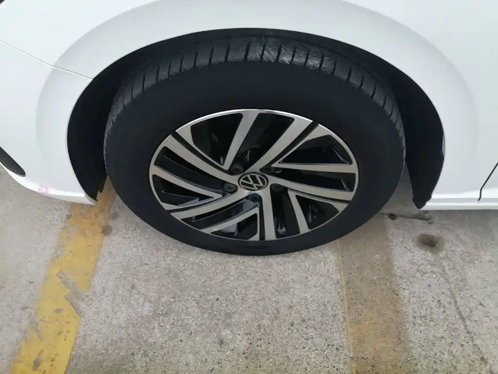 Volkswagen Lavida — миниатюра 23