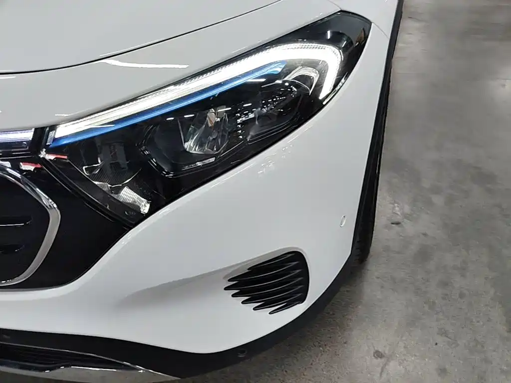 Mercedes-Benz EQB — миниатюра 24