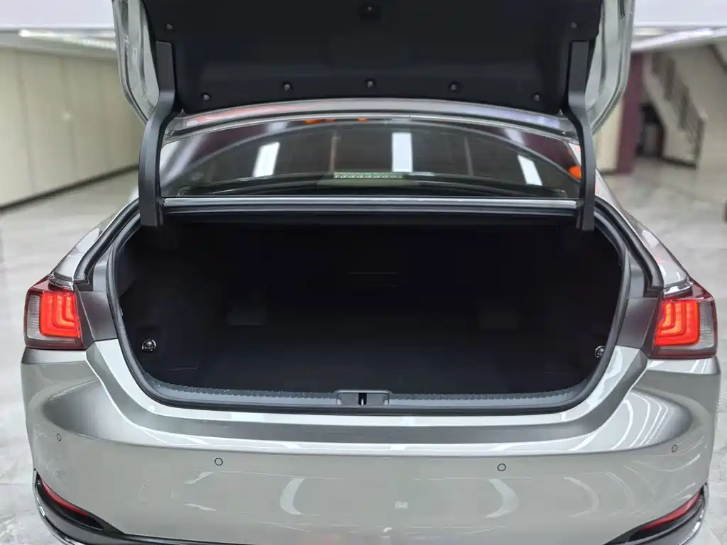 Lexus ES — миниатюра 37