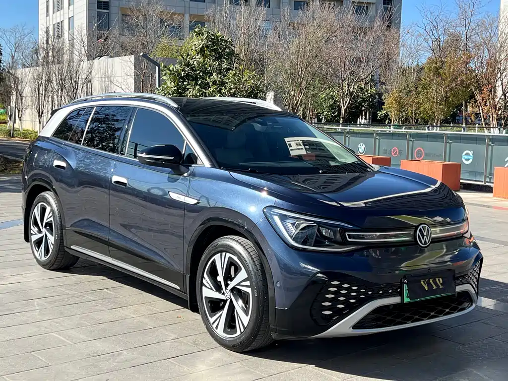 VOLKSWAGEN ID.6 CROZZ