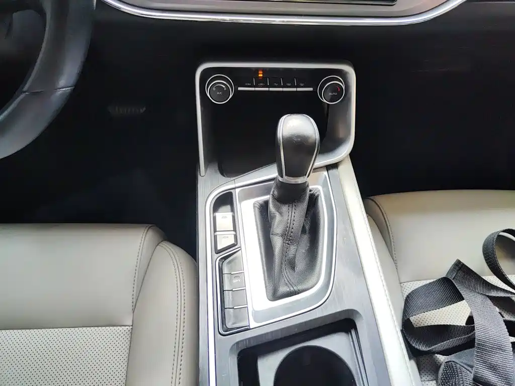 Geely Binrui — миниатюра 10