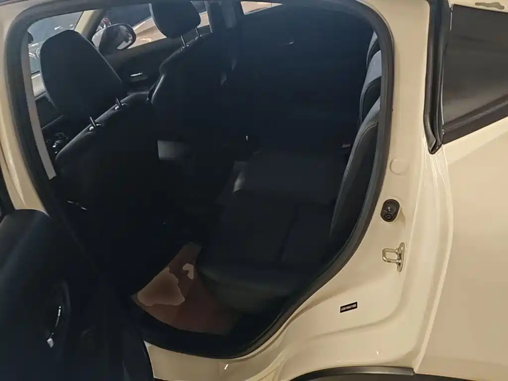 Honda Vezel — миниатюра 17